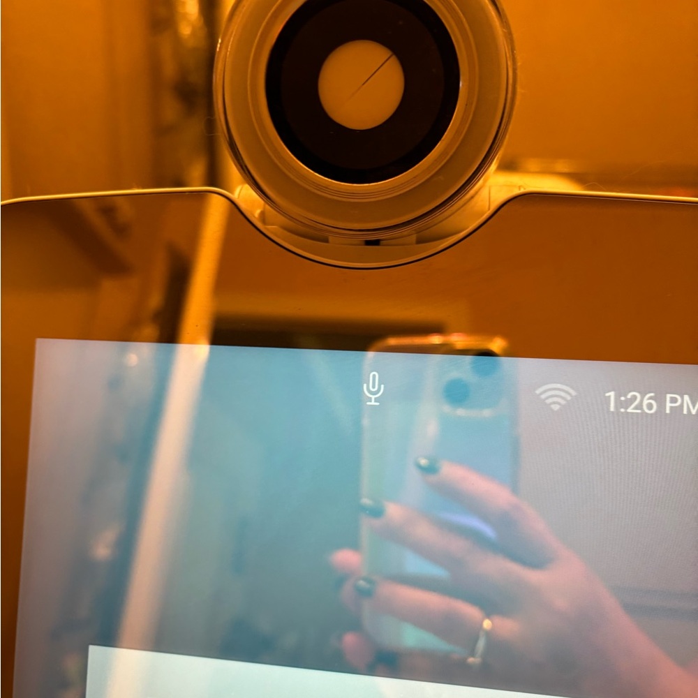 Hi Mirror (smart mirror), skin analysis gadget